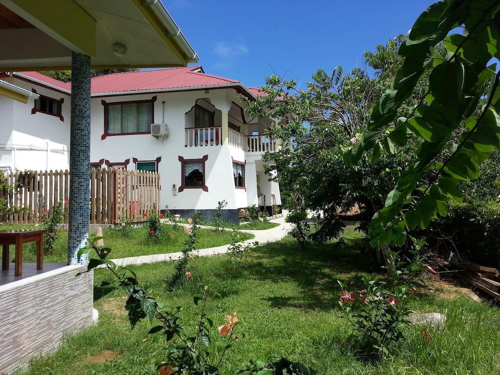 Zanboza Guesthouse La Digue Exterior photo