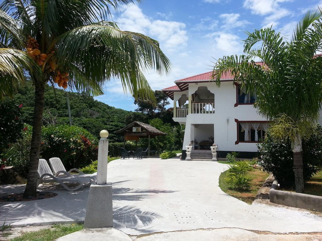 Zanboza Guesthouse La Digue Exterior photo
